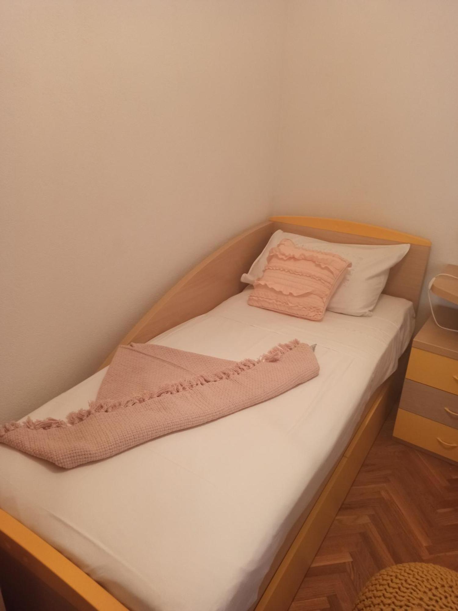 Apartmani Mislav Slatine Exterior photo